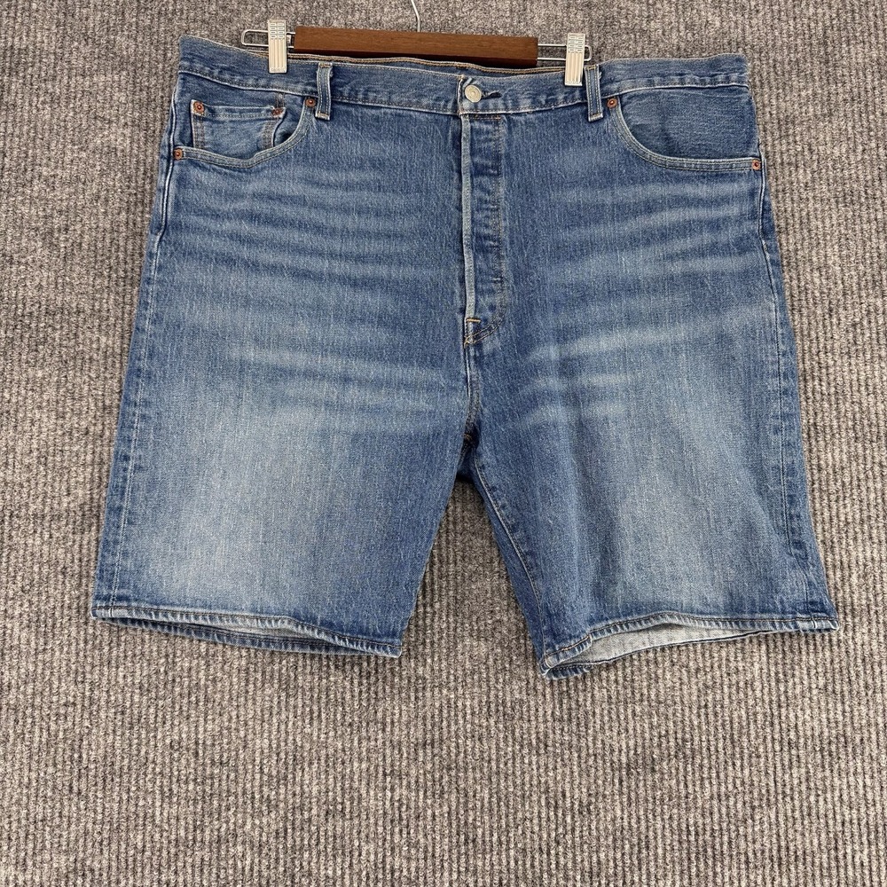 Levi's men's 501 button fly denim jorts jean shorts light wash size 42 x 9